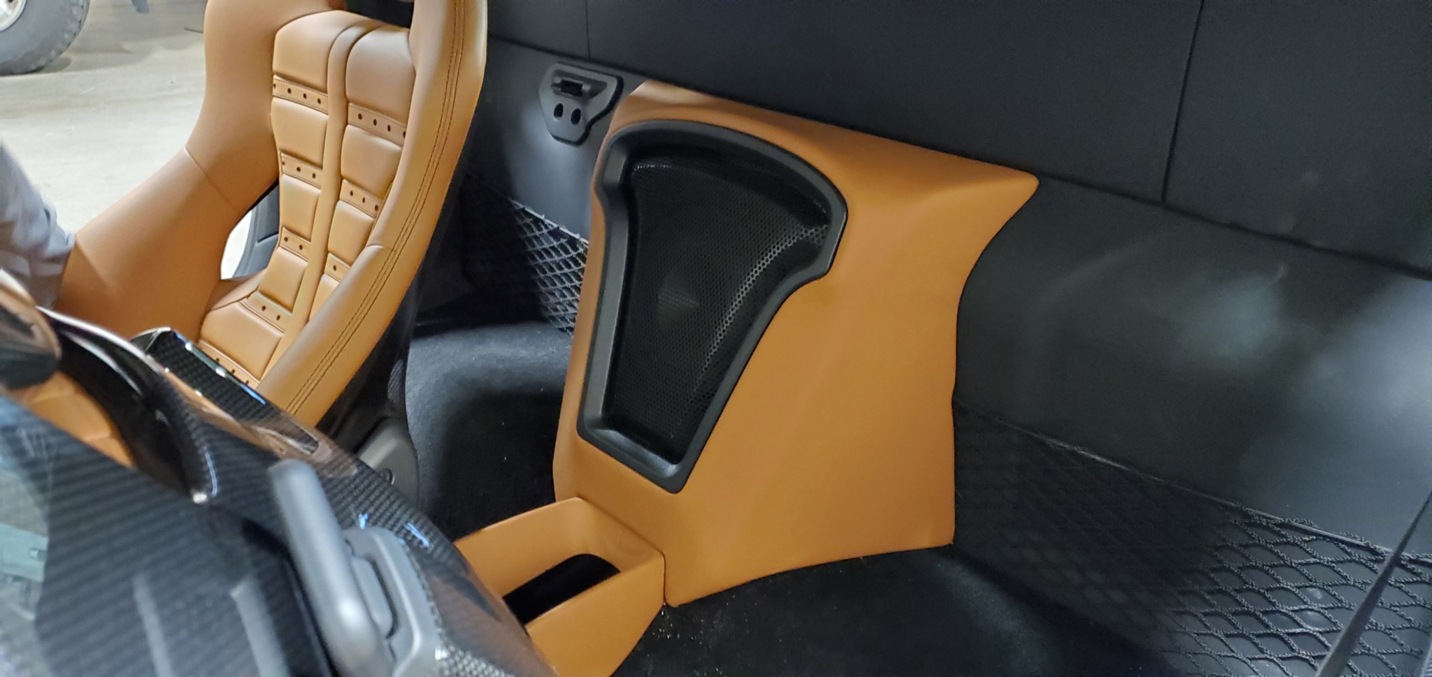 Aftermarket Custom Leather Seats & Interior PDA Road Gear